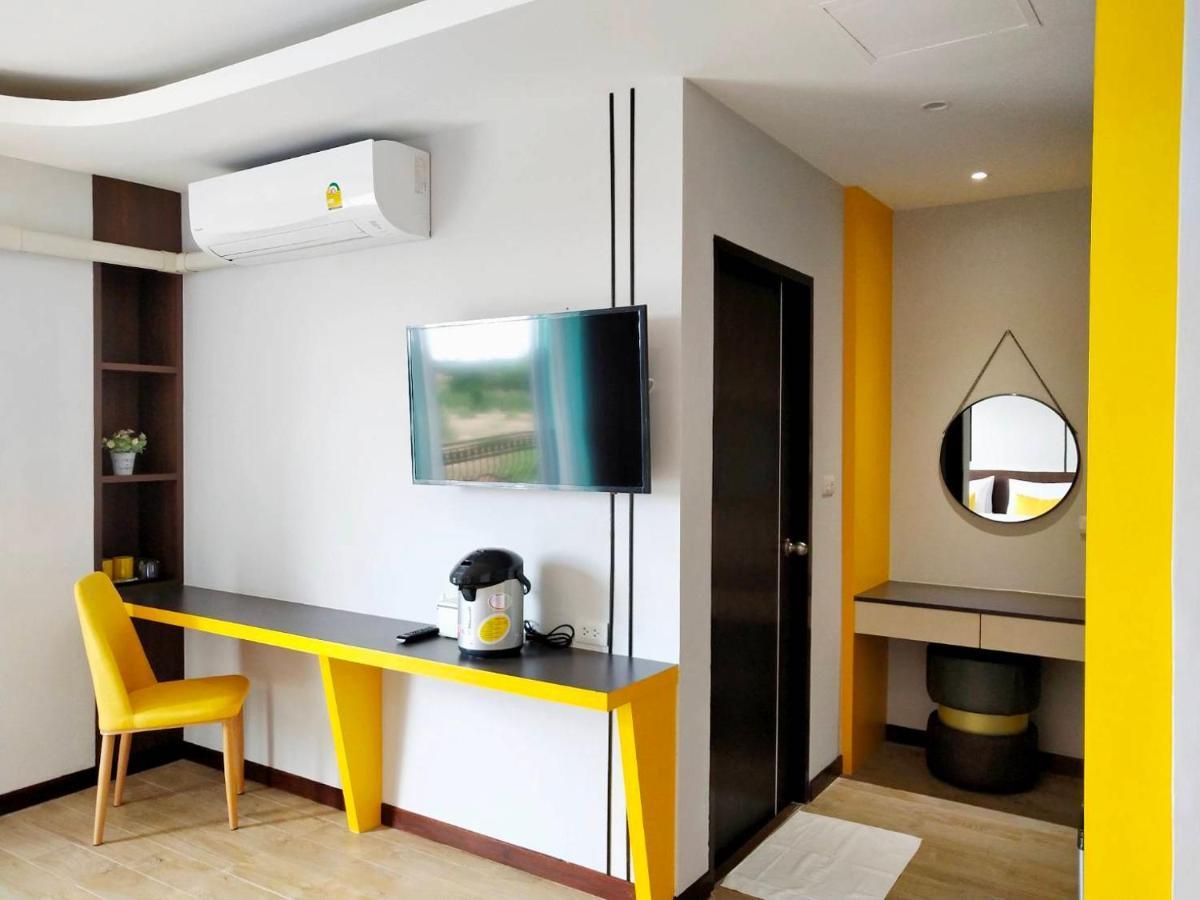โคโค่ โฮเทล Koco Hotel ناخون راتشاسيما المظهر الخارجي الصورة