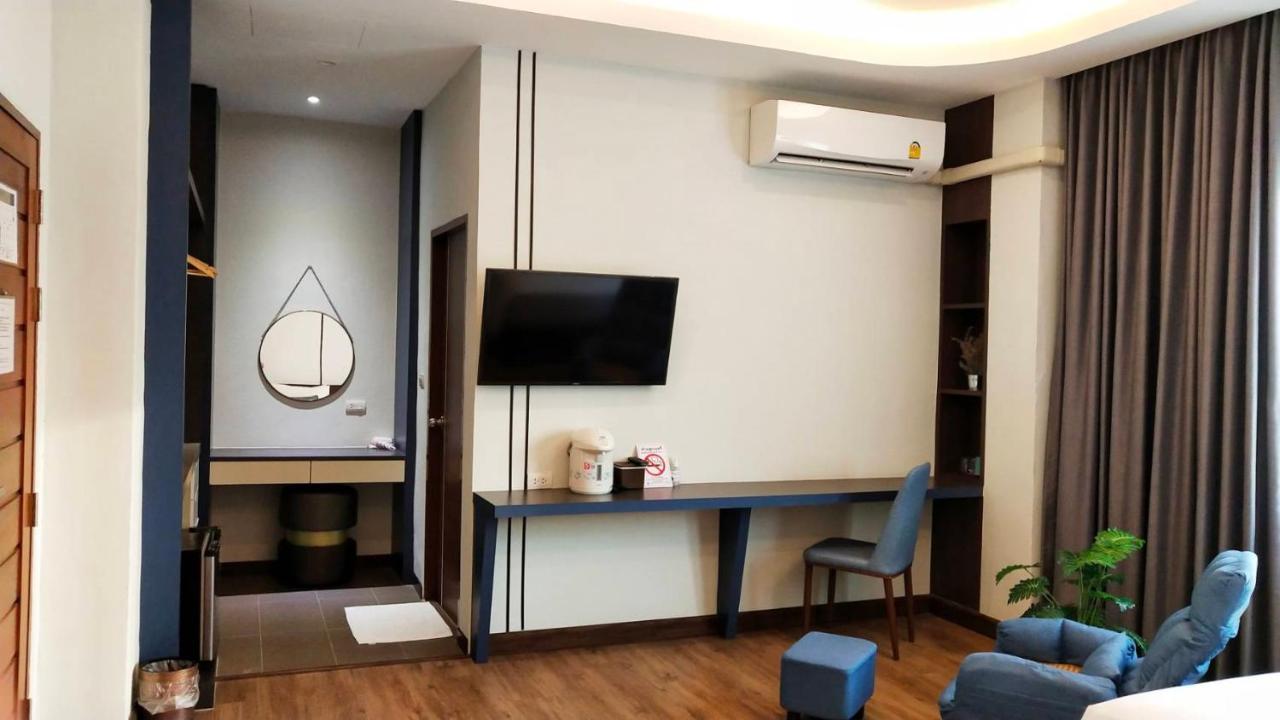 โคโค่ โฮเทล Koco Hotel ناخون راتشاسيما المظهر الخارجي الصورة