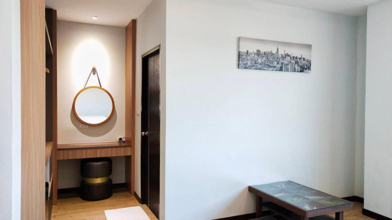 โคโค่ โฮเทล Koco Hotel ناخون راتشاسيما المظهر الخارجي الصورة